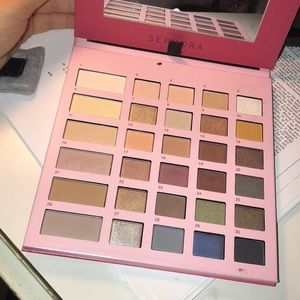 Sephora easy on the Eyes Palette Eye shadow